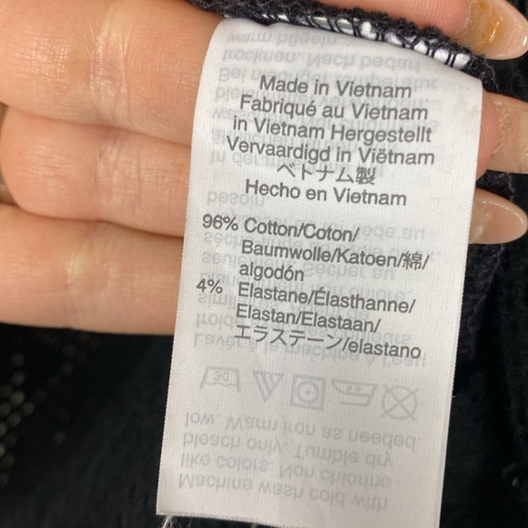 Madewell texture and thread, black crochet, sheer tie front top - Picture 5 of 6